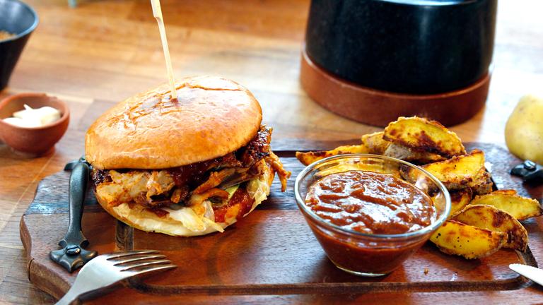 Pulled Chicken Burger