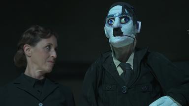 Puppenspiel im Deutschen Theater