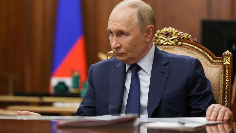 Putin trifft sich mit dem stellvertretenden russischen Ministerpräsidenten Patrushev