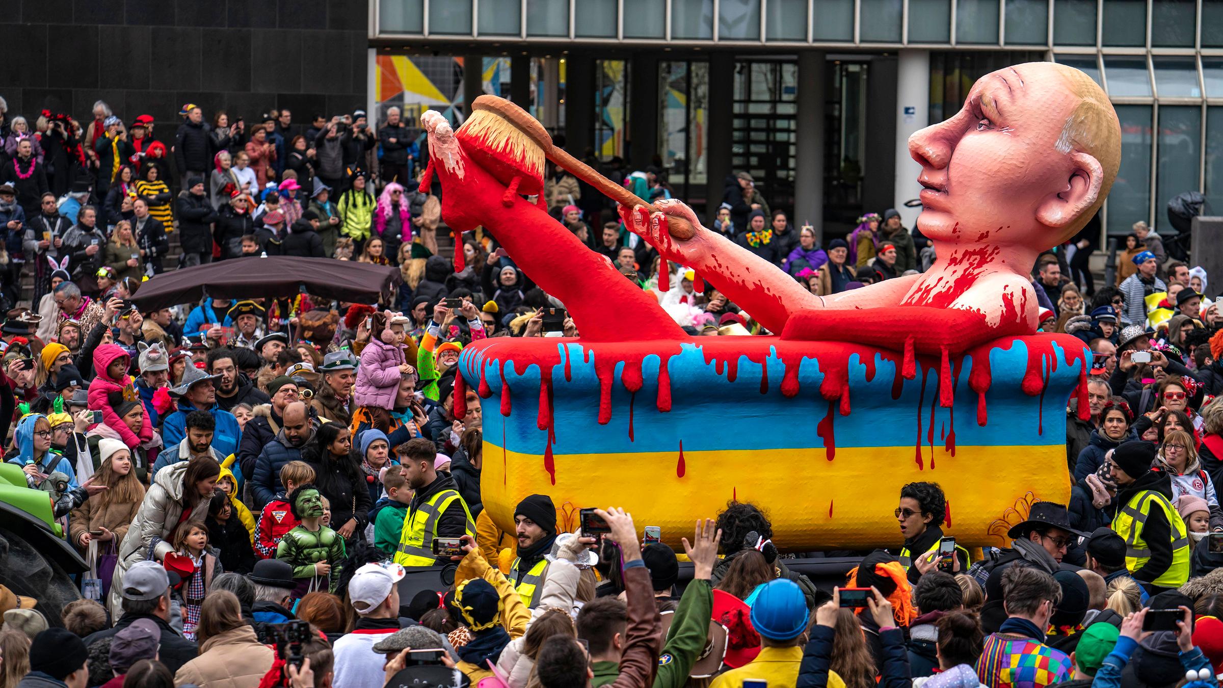 Putin-Motivwagen von Jacques Tilly