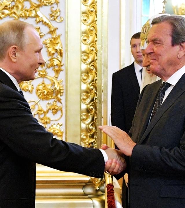Wladimir Putin und Gerhard Schröder