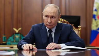 Putin fordert Maßnahmen für Wirtschaft