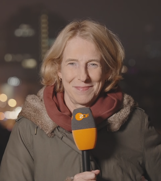 Katrin Eigendorf vor Kiew bei Nacht