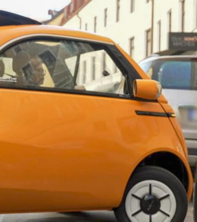 Knöllchen wegen Querparken mit Microauto