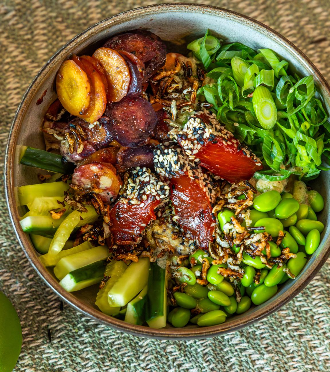 Quinoa-Bowl mit gebackener Melone