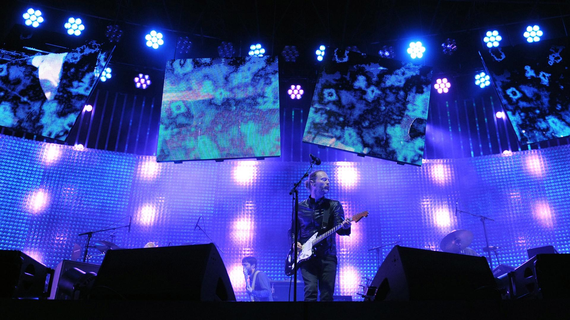 Der Sänger Thom Yorke der englischen Band Radiohead tritt mit seiner Gruppe am 29.09.2012 in Berlin auf der Freilichtbühne in der Wuhlheide auf