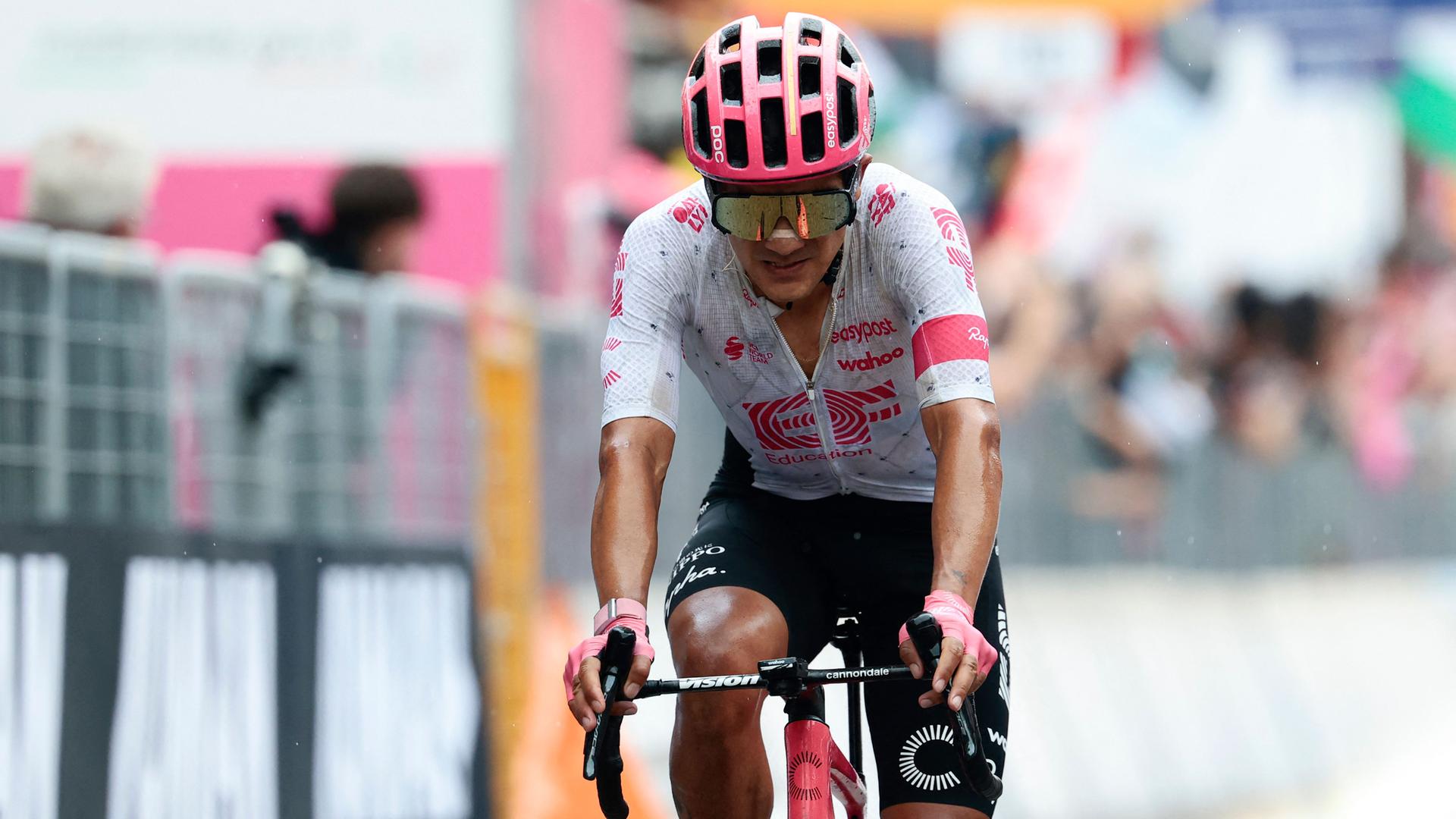 Richard Carapaz in Aktion beim Giro d'Italia.