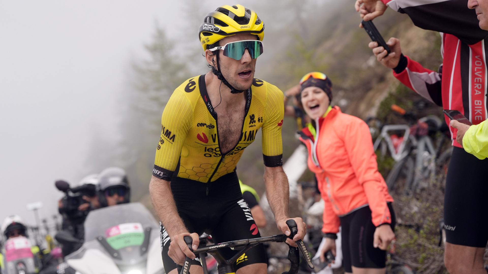 Simon Yates in Aktion bei der 20. Etappe des Giro d'Italia.