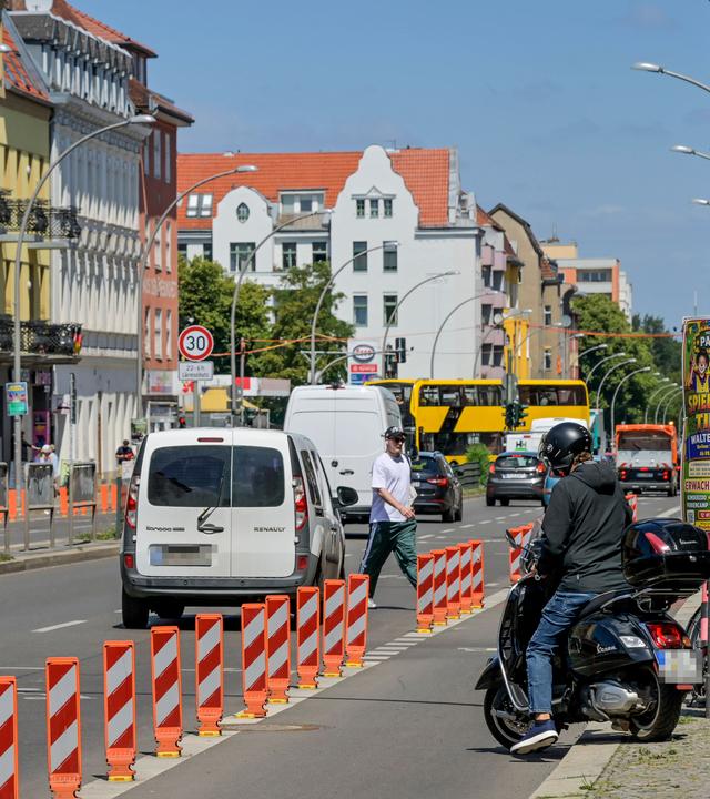 Radstreifen, Mariendorfer Damm in Berlin