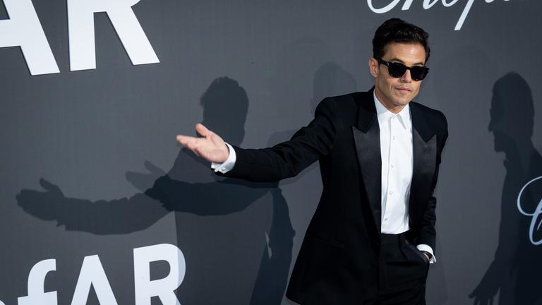 Hollywoodstar Rami Malek war auch auf dem roten Teppich bei amfar