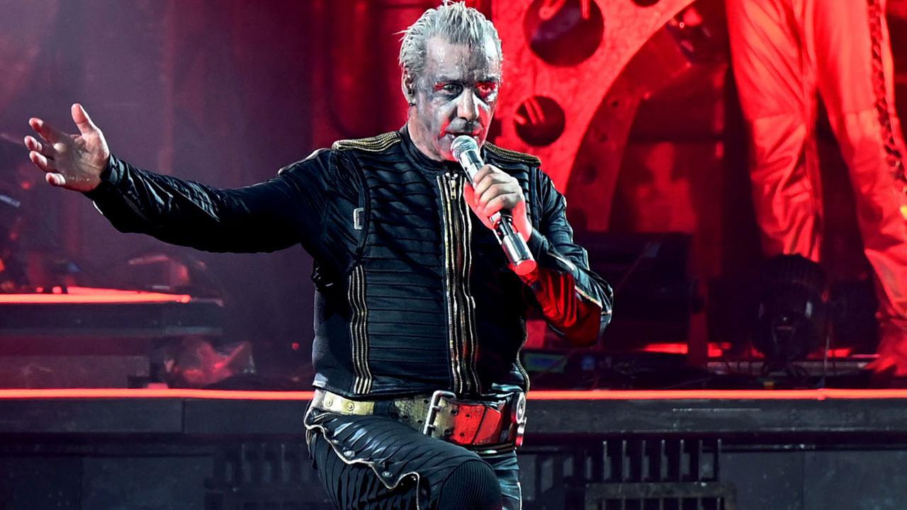 Nordrhein-Westfalen, Düsseldorf: Rammstein Frontsänger Till Lindemann, Archivbild