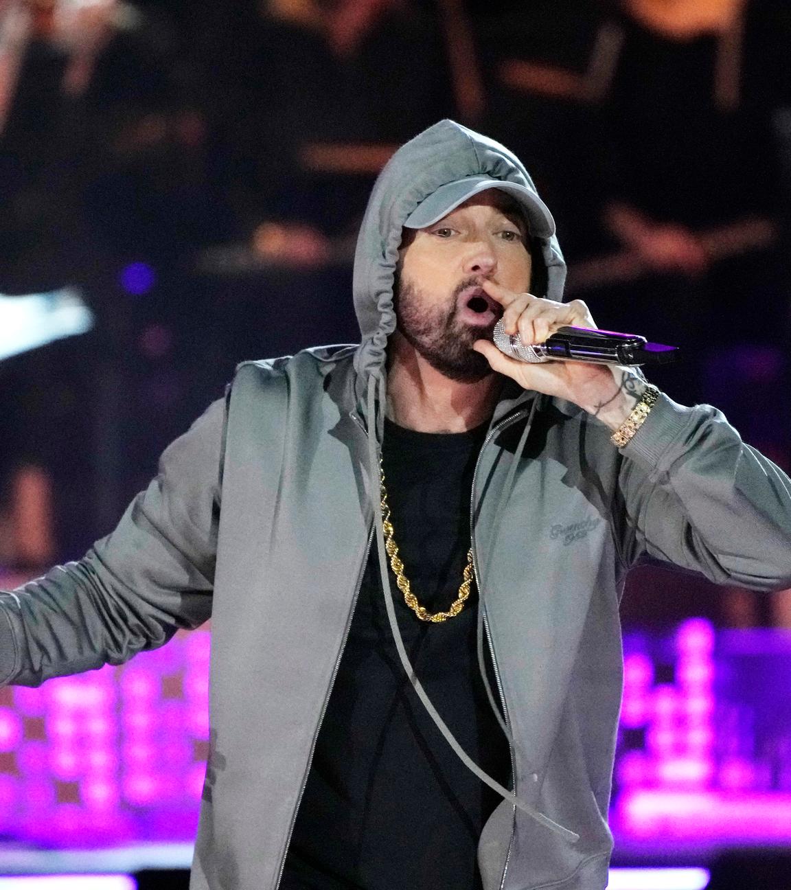 Eminem tritt in Detroit beim "Live From Detroit: The Concert at Michigan Central" auf.