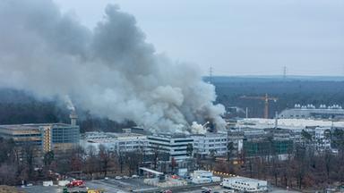 Riesige Rauchwolke über Darmstadt