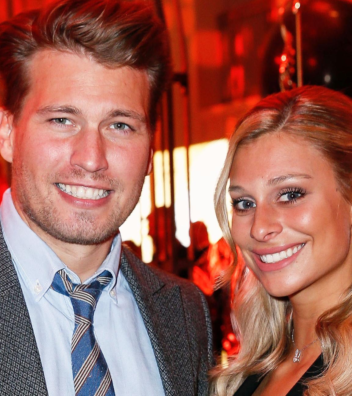 Raúl Richter und Vanessa Schmitt bei einer öffentlichen Veranstaltung.