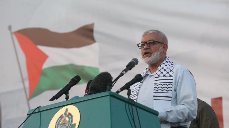 Rawhi Mushtaha, spricht während eines Solidaritätsfestes für die Al-Aqsa-Moschee im Palästina-Stadion in Gaza-Stadt am 01.10.2022.