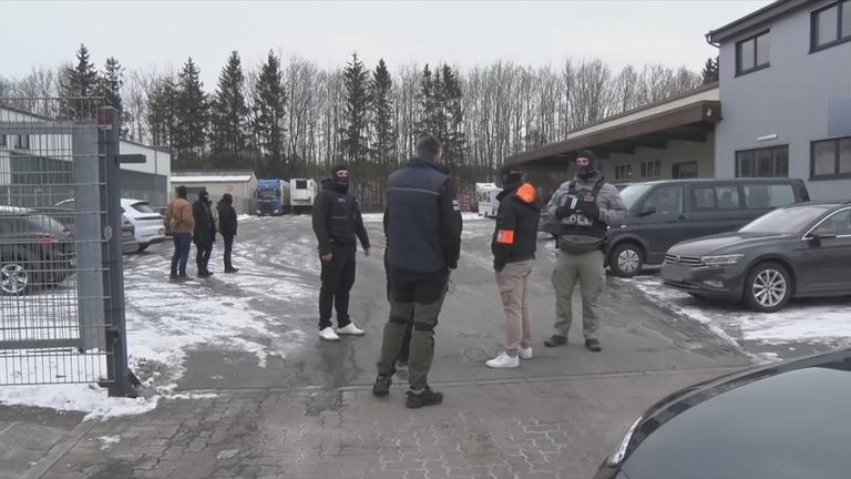 Razzia auf Betriebsgelände