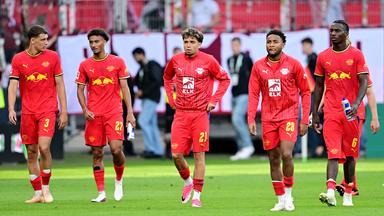 v.l. Maxime Esteve, Tidiam Gomis, Neil El Aynaoui, Christopher Nkunku, Ezechiel Banzuzi (Leipzig) am 05.09.2026 in Bremen.