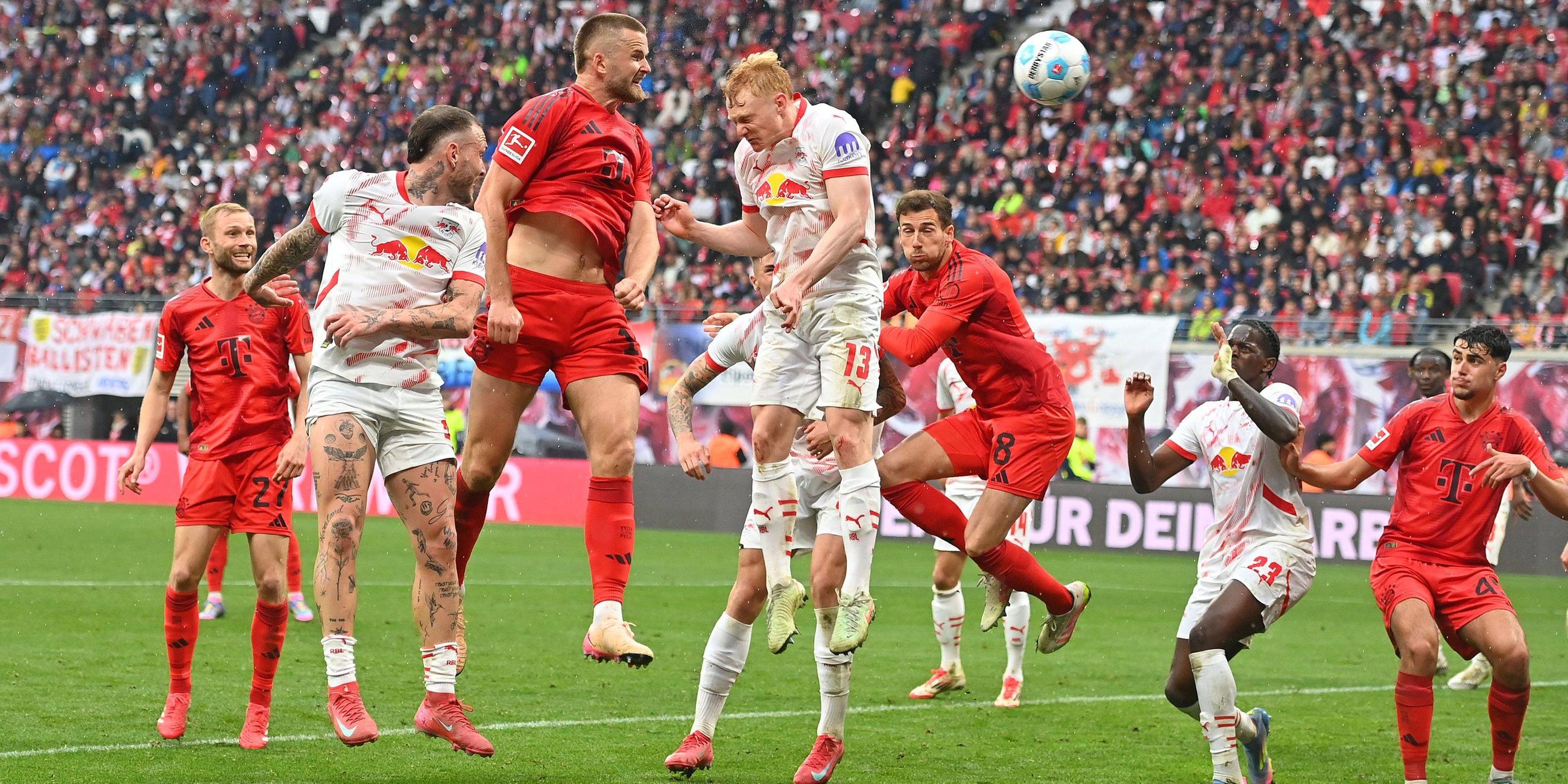 Tor Eric DIER (Bayern Muenchen) per Kopf zum 1-2.