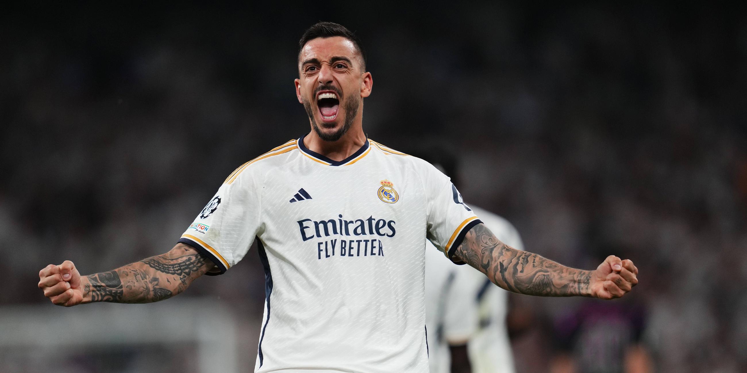 Joselu (Real Madrid) jubelt über sein Tor.