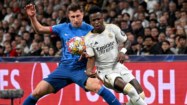 Willi ORBAN (Leipzig) und Vinicius Junior (Real Madrid) im Zweikampf.