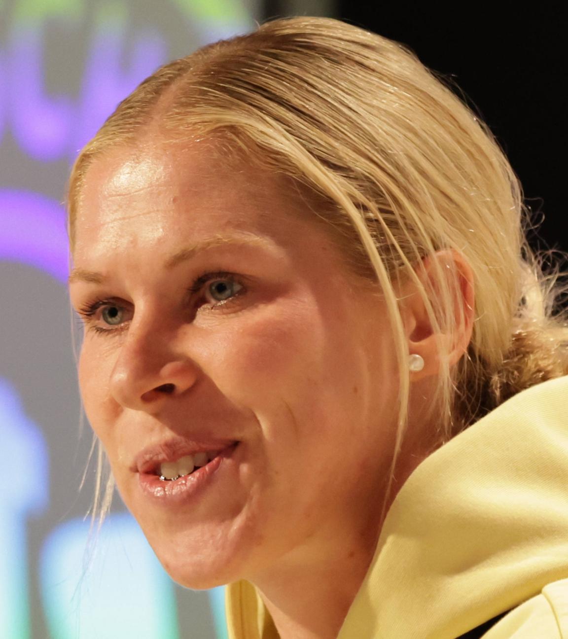Rebecca Knaak