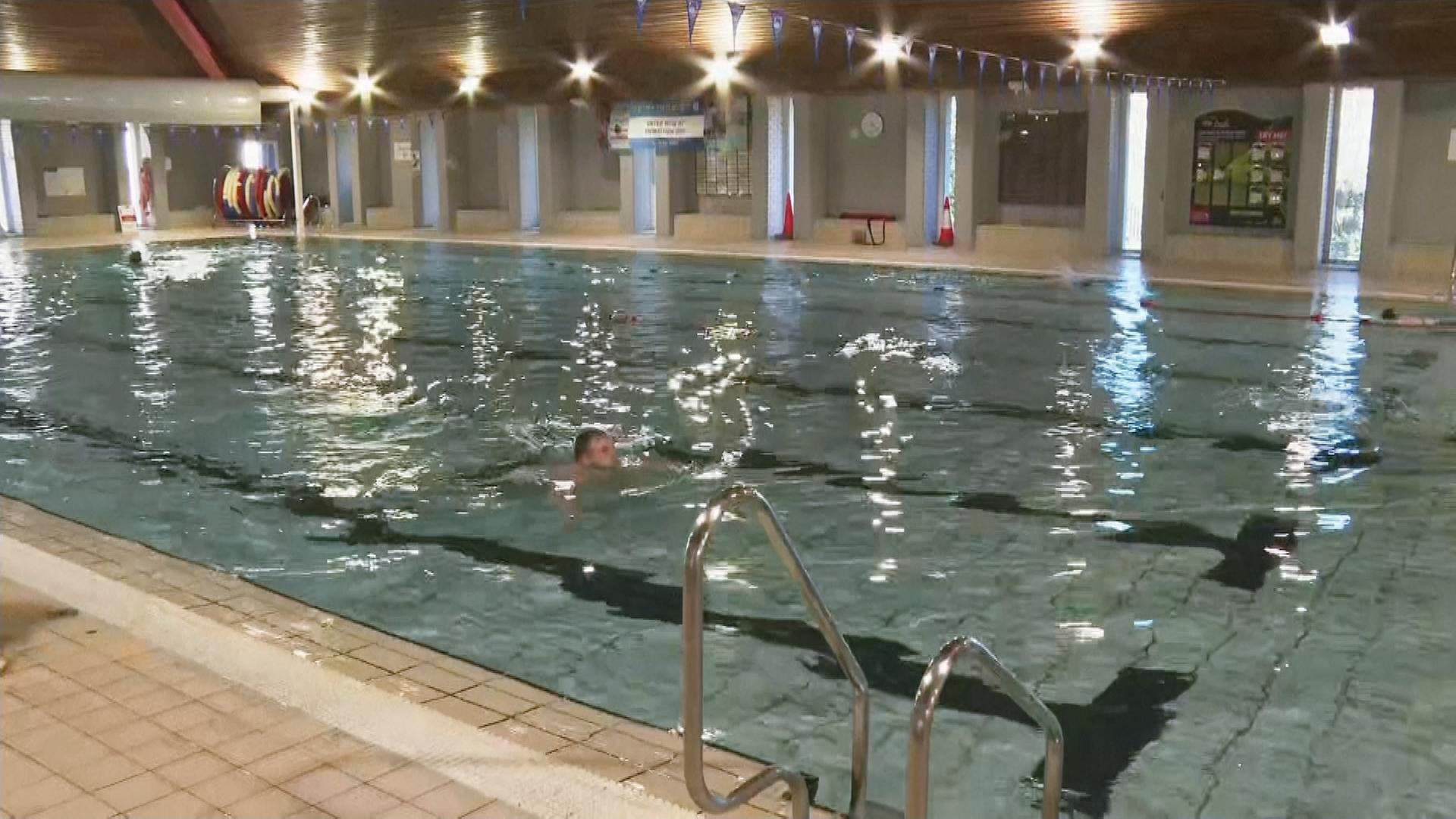 Rechenzentrum heizt Schwimmbad	
