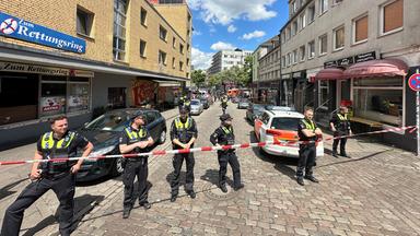 Polizei sperrt Bereich nahe der Reeperbahn ab