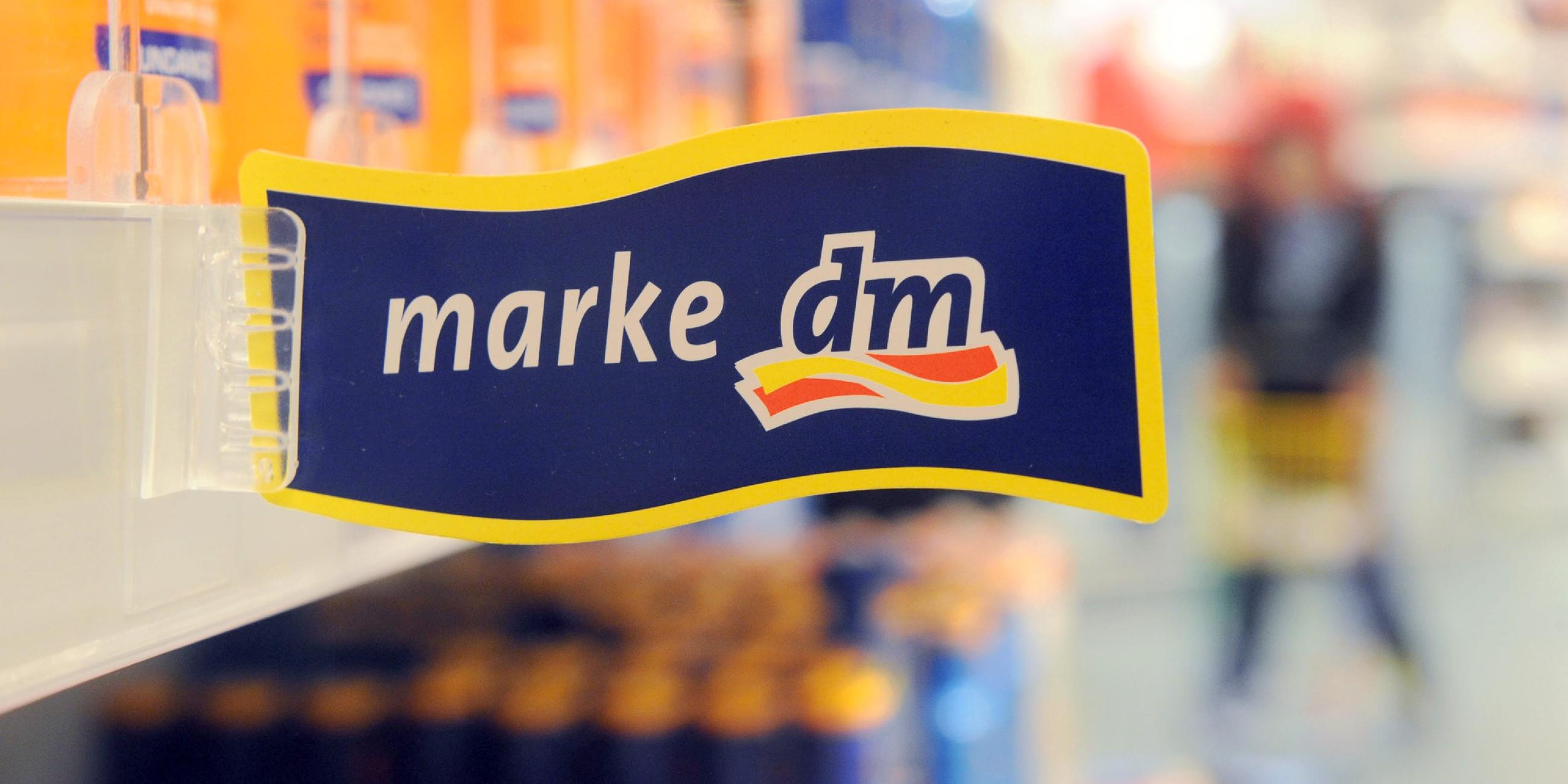 Regal im Drogeriemarkt dm