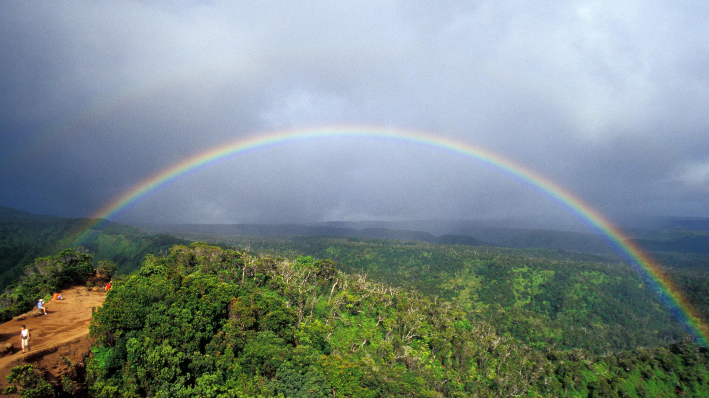 Regenbogen auf Hawaii (USA, undatierte Aufnahme)