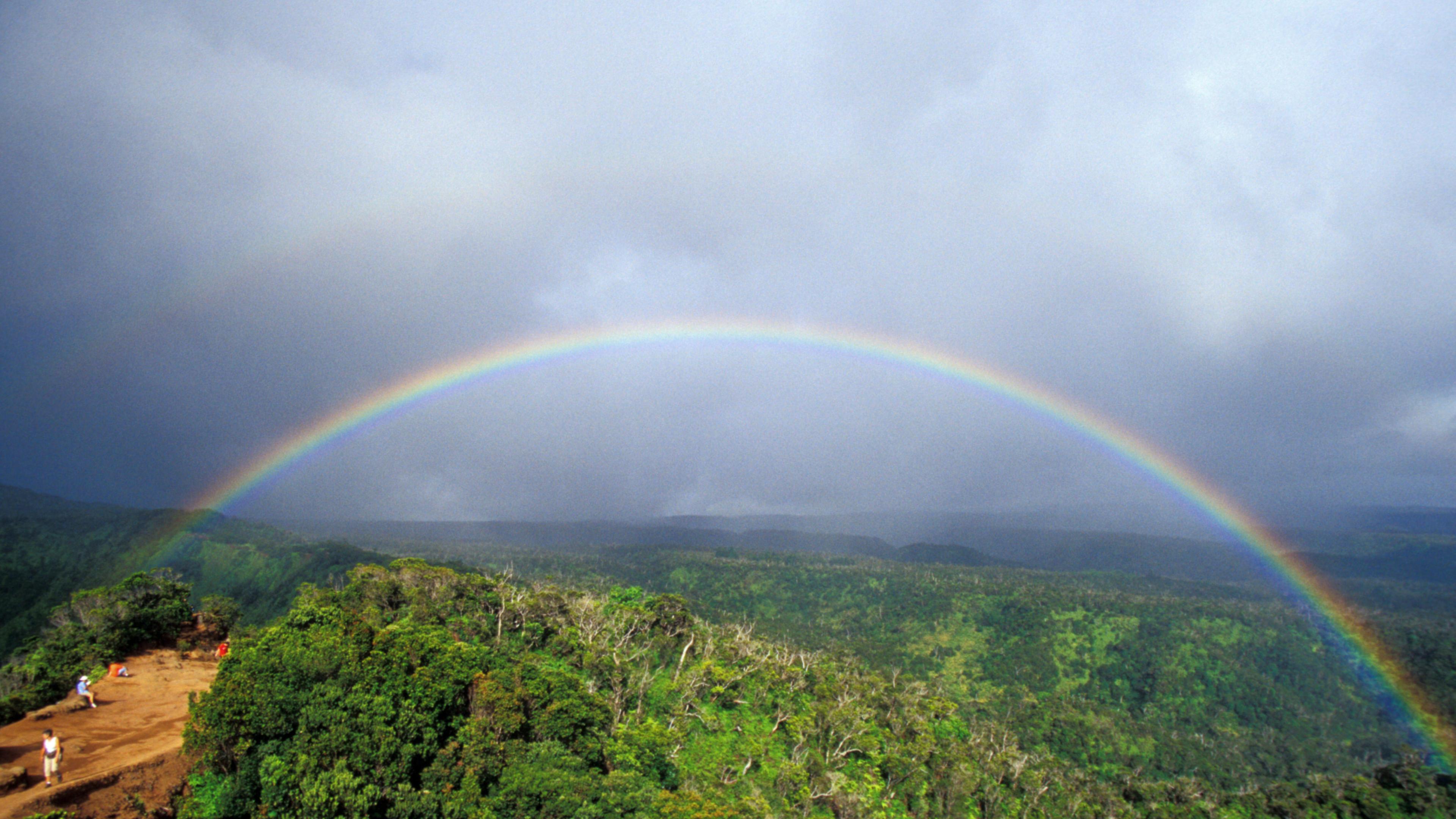 Regenbogen auf Hawaii (USA, undatierte Aufnahme)