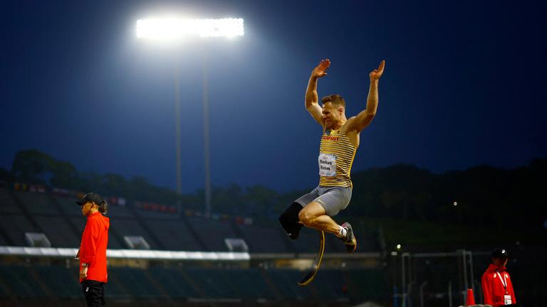 Para-WM 2024 in Kobe: Weitspringer Markus Rehm in Aktion