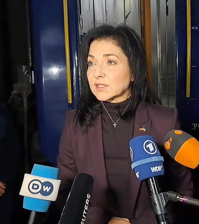 Bundeswirtschaftsministerin Katherina Reiche (CDU) ist in Begleitung einer Wirtschaftsdelegation zu einem Besuch in der Ukraine eingetroffen. 