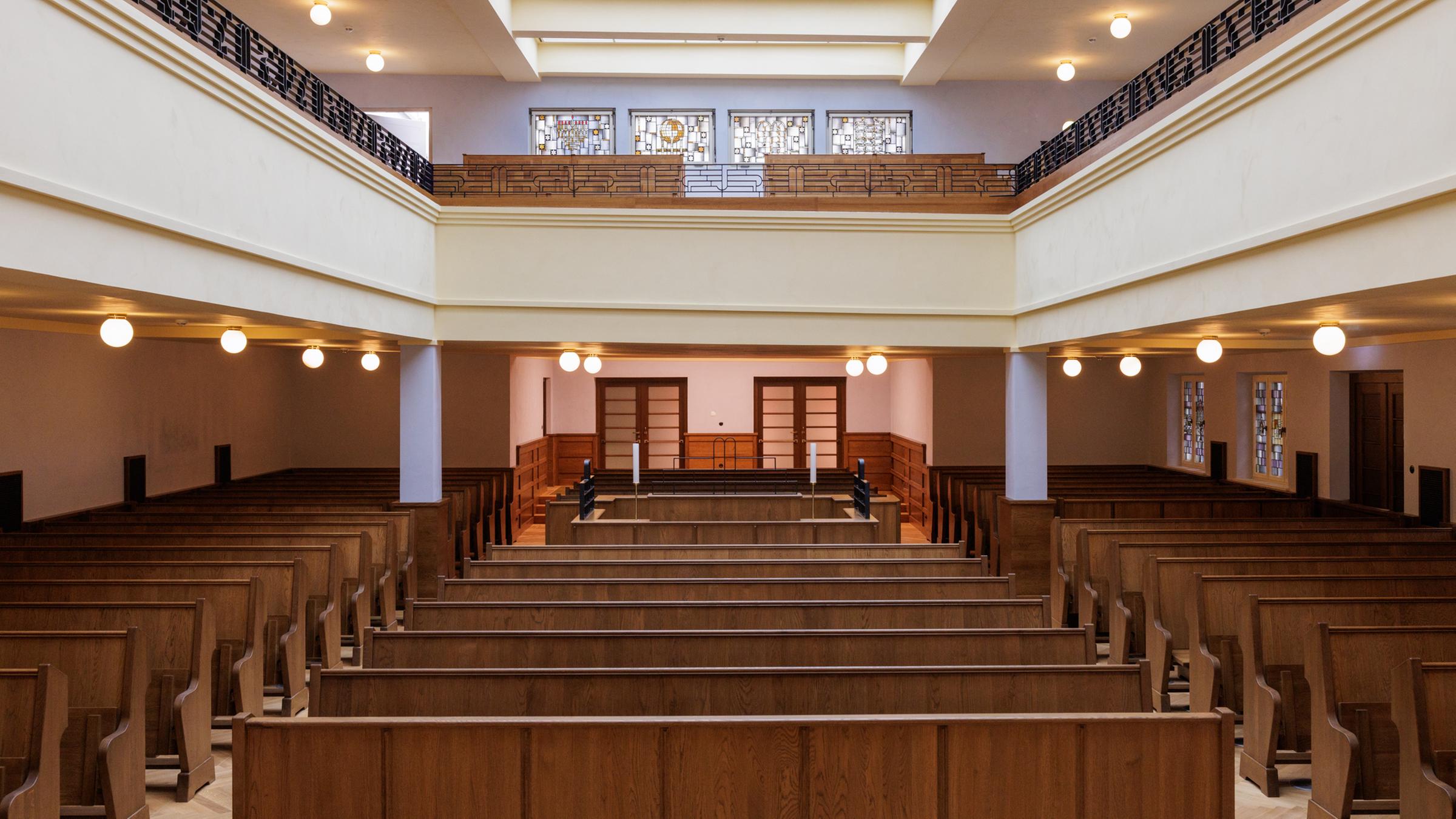 Rachel Salamander besuchte schon in den 50er Jahren die Synagoge in der Reichenbachstraße. Auch dank ihres Engagements kann das Gotteshaus nun wieder eröffnen.