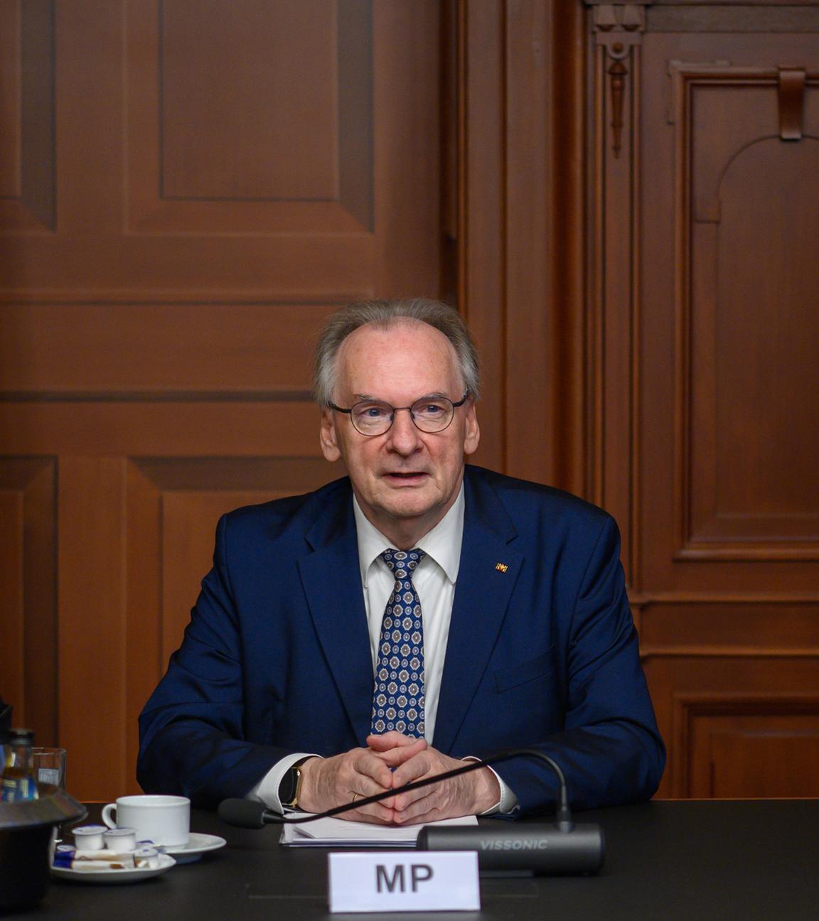 Rücktritt von Sachsen-Anhalts Ministerpräsident Haseloff