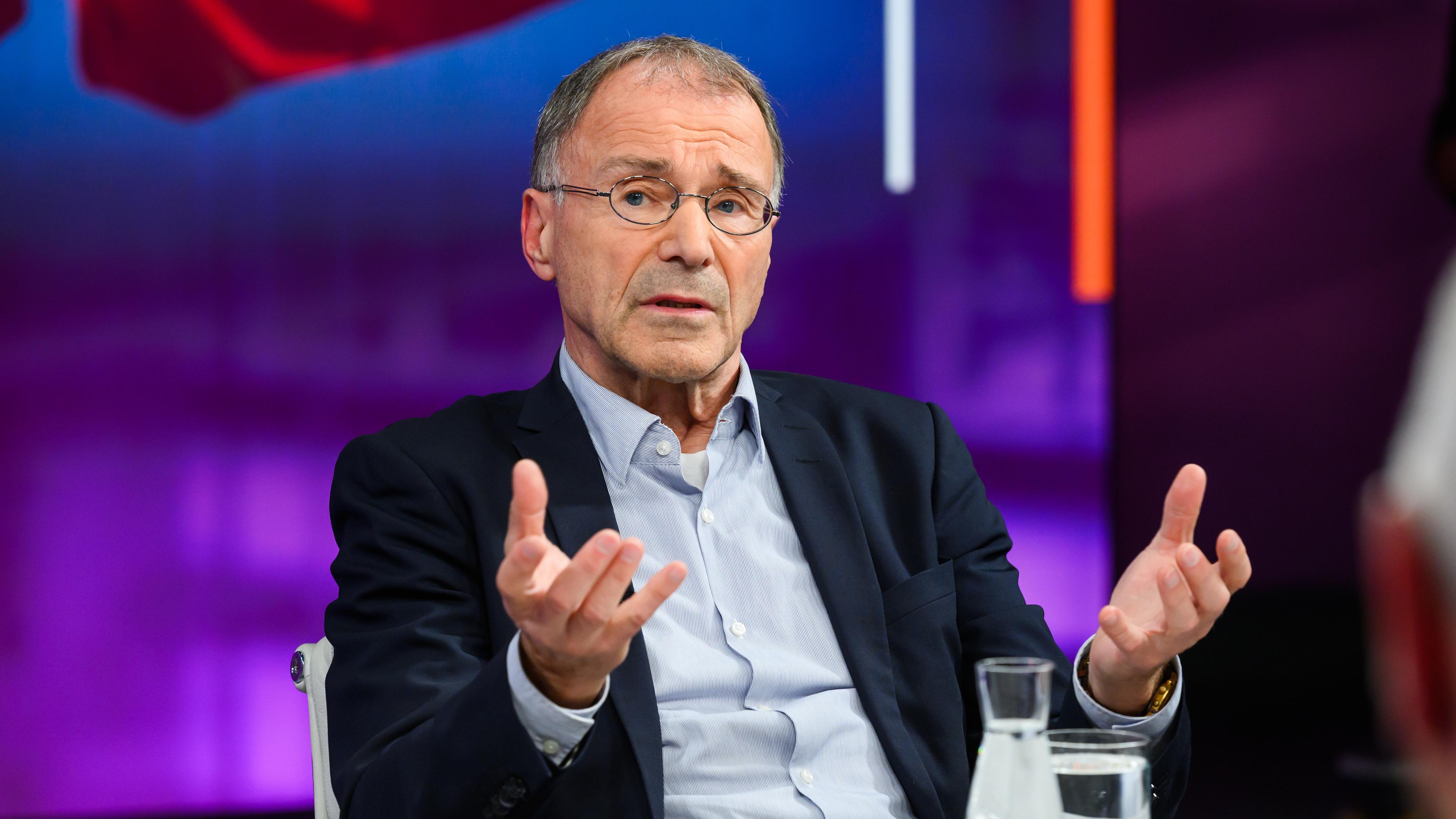 Reinhard Merkel bei Maybrit Illner