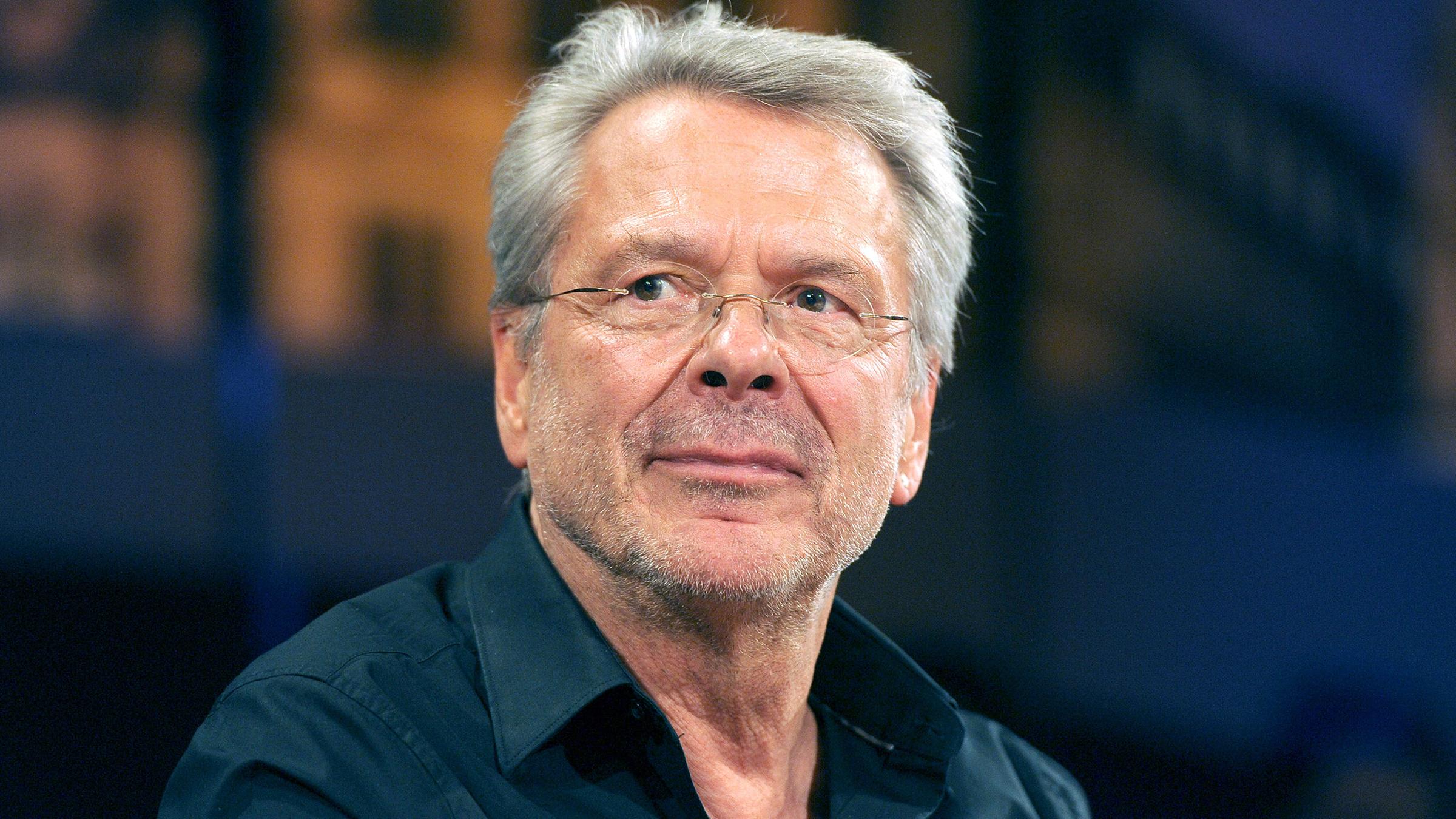 Das Bild zeigt den deutschen Musiker Reinhard Mey