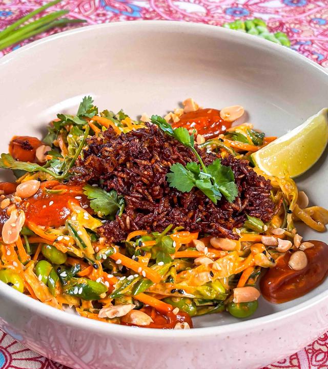 Reissalat mit Edamame und Chili-Mayonnaise