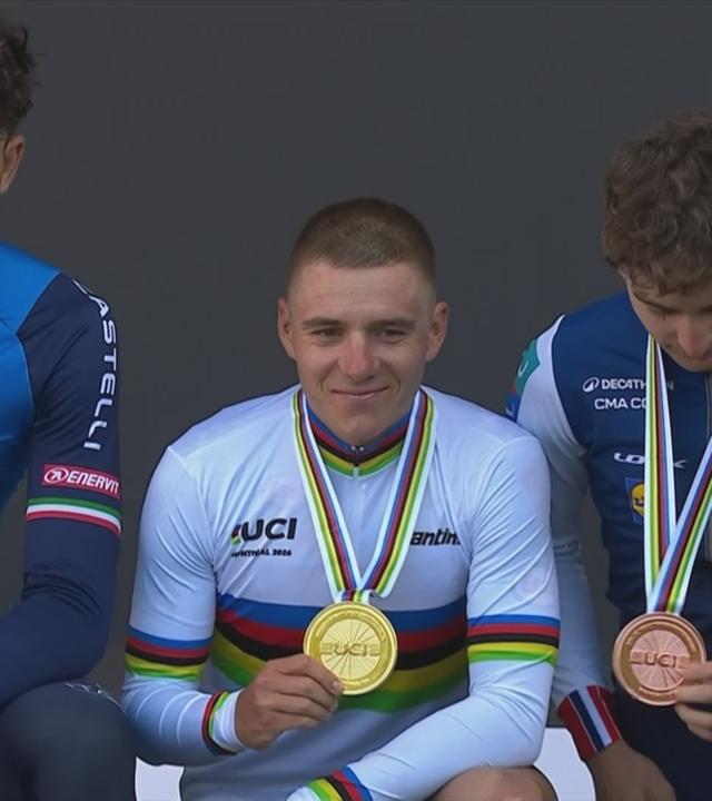 Remco Evenepoel holt Gold vor dem Italiener Filippo Ganna. Bronze ging an Paul Seixas. 