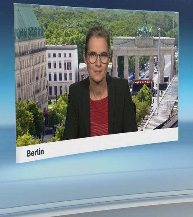 Yve Fehring und Nicole Diekmann bei Schaltgespräch