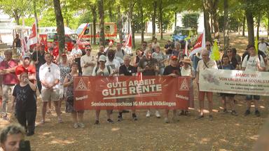 Gewerkschaft demonstriert gegen der Rentenreform