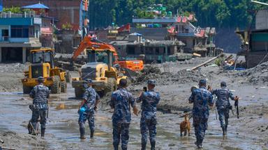 Sturzflut im Himalaya