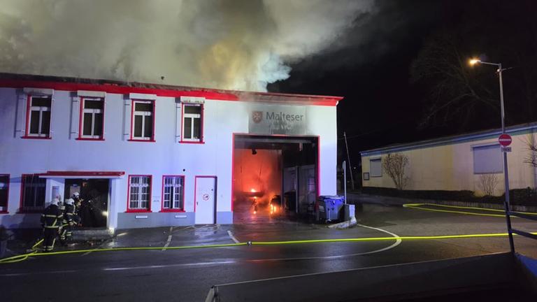 Wuppertal: Rettungswache in Flammen