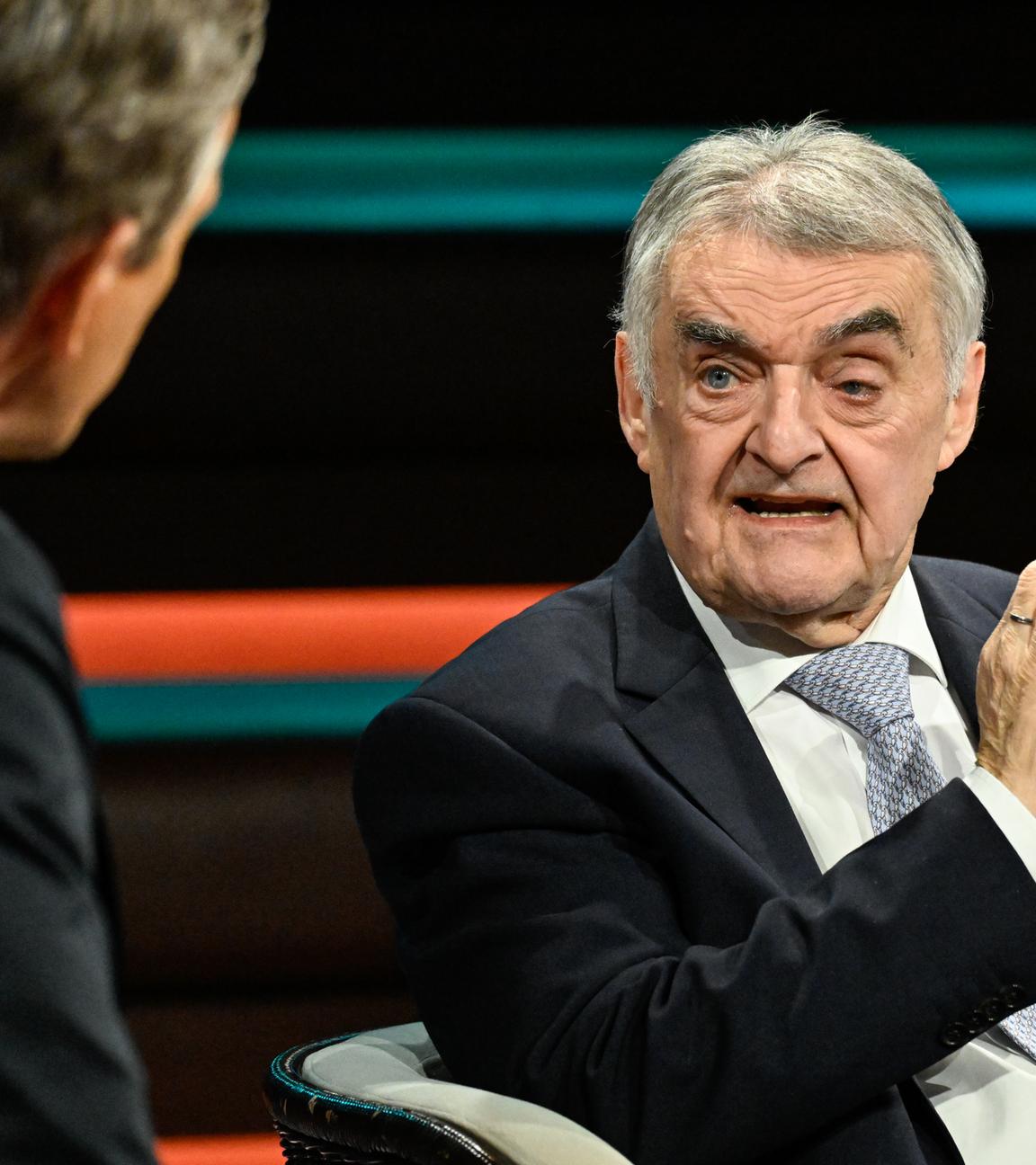 NRW-Innenminister Herbert Reul (CDU) bei Markus Lanz