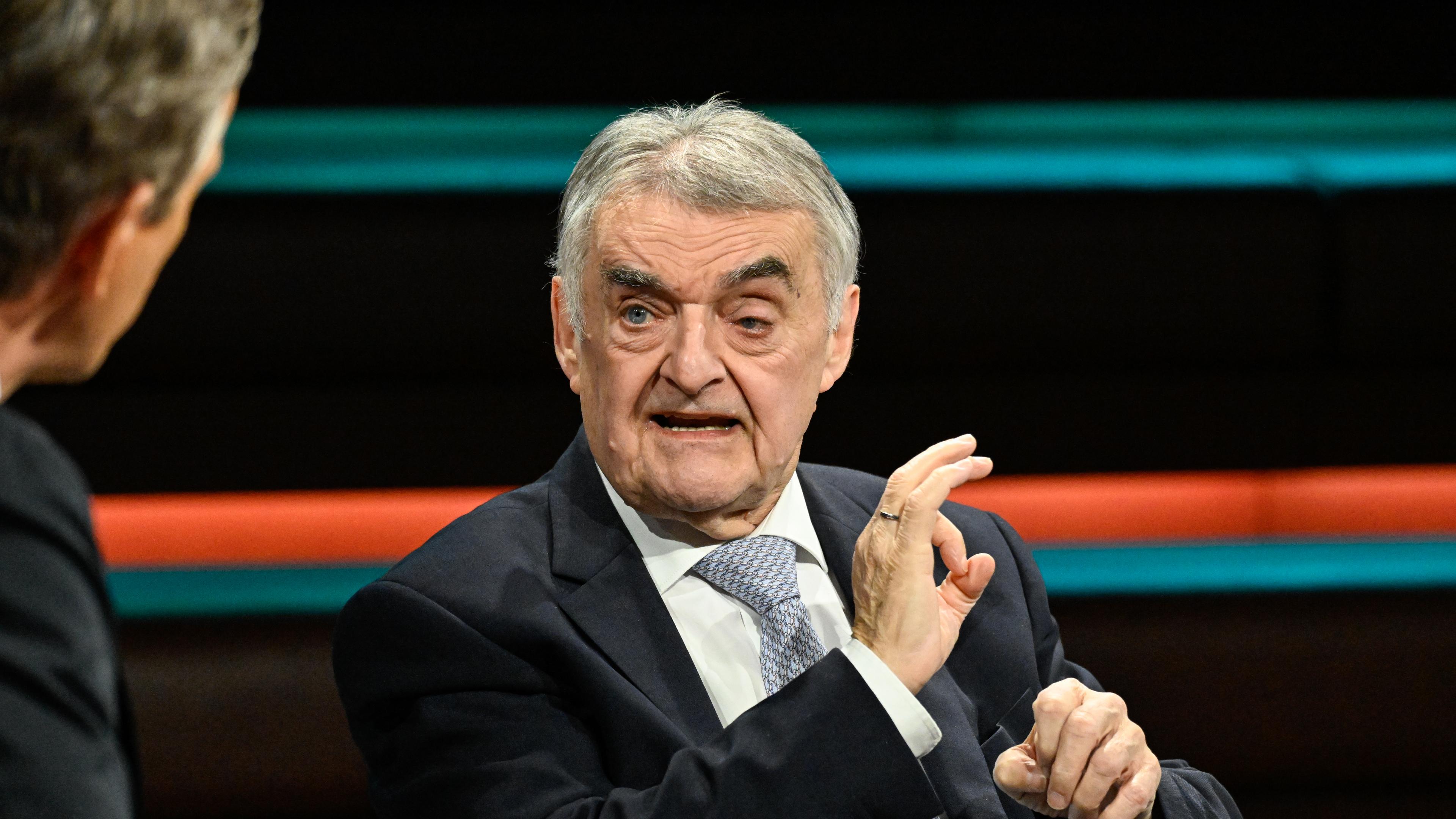NRW-Innenminister Herbert Reul (CDU) bei Markus Lanz