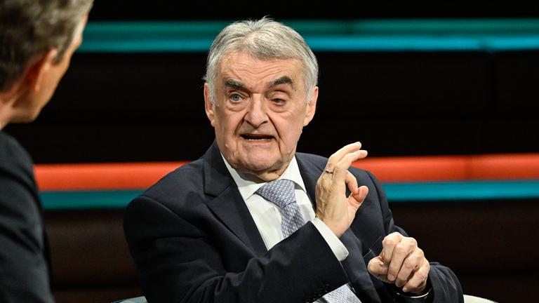 NRW-Innenminister Herbert Reul (CDU) bei Markus Lanz