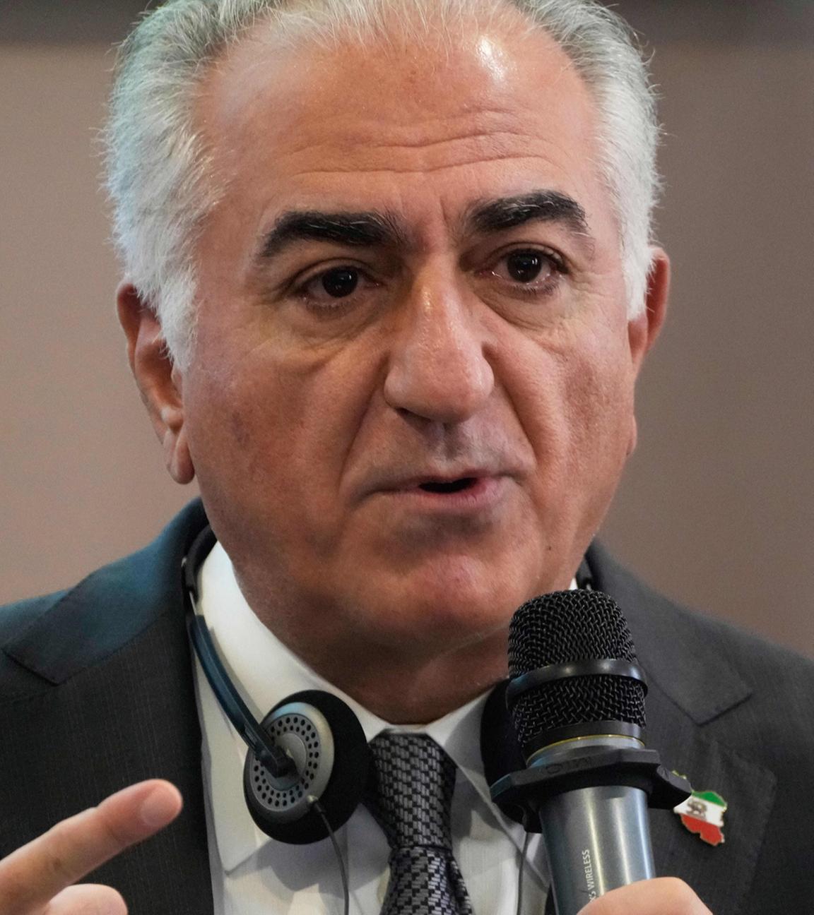 Reza Pahlavi, Sohn des 1979 gestürzten Schahs von Persien, spricht in Rom bei einem Treffen mit Journalisten im Zentrum für Amerikastudien. (Archiv)