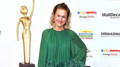 Schauspielerin Rhea Harder-Vennewald bei der Verleihung der Goldenen Bild der Frau in Hamburg.