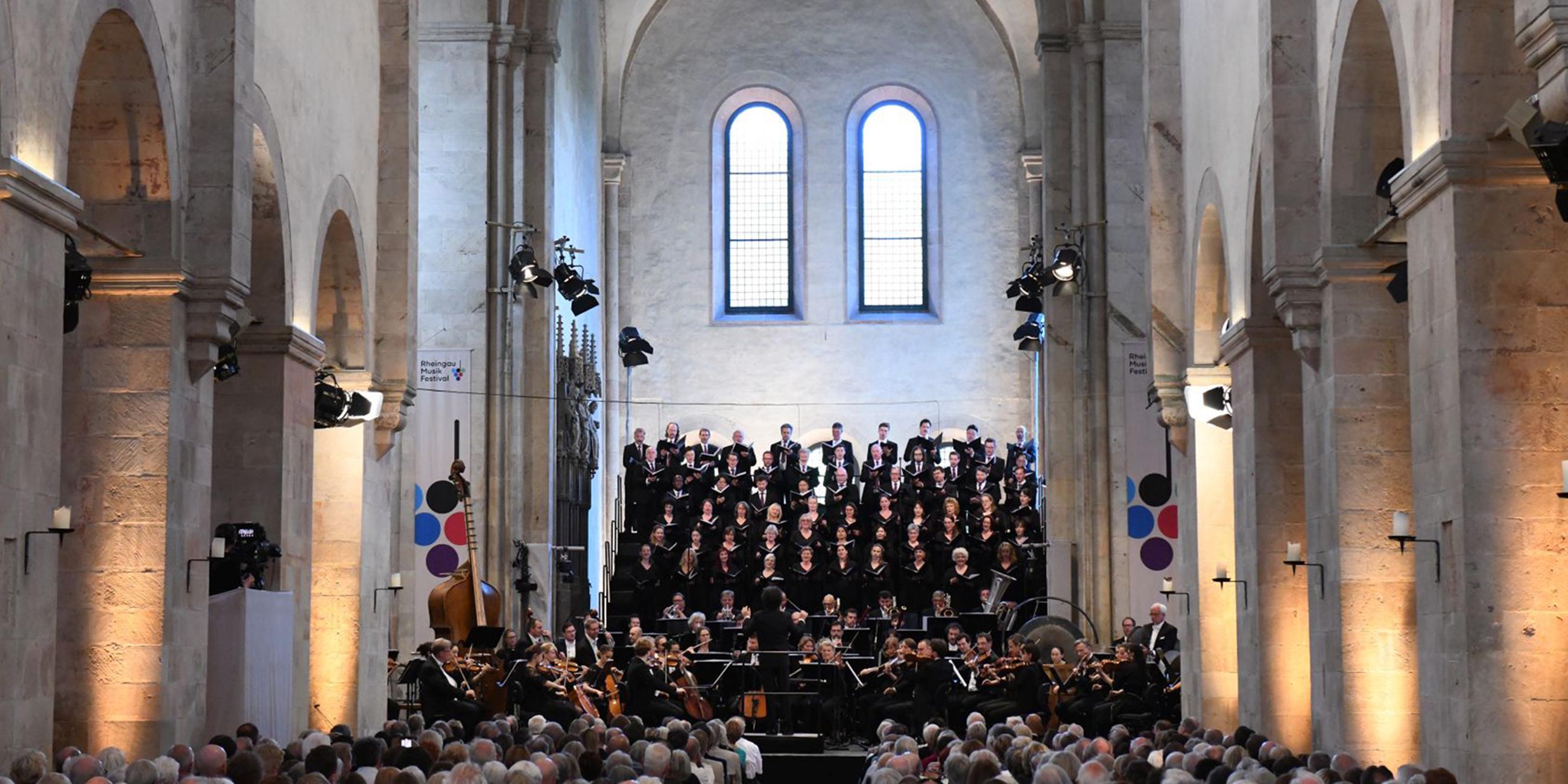 Eröffnungskonzert mit Publikum im Kloster Eberbach des Rheingau Musik Festivals am 21.06.2025.