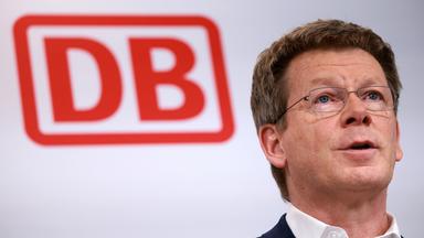 Richard Lutz bei der Bilanzpressekonferenz der Deutschen Bahn AG