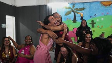 Musik-Contest für Insassinnen in Rio